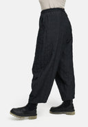 'Lunel' Pants – modern, comfortable & with distinctive texture