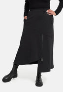 'Nuvia' Skirt – chic, comfortable & with a sophisticated cut
