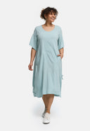'Viona' klänningar – flytande, chic & feminin