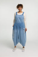 Salopette 'Sky' – Denim di alta qualità, sfumature e dettagli a toppa